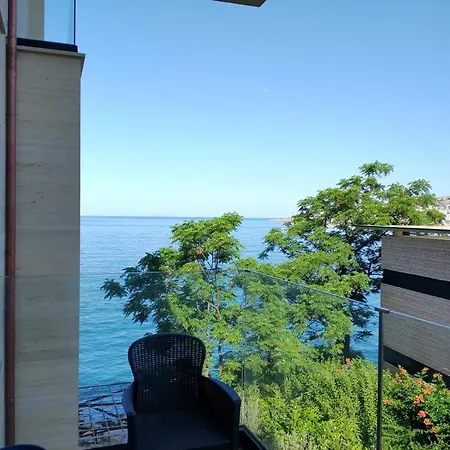 2F Saranda Apartment Exterior photo