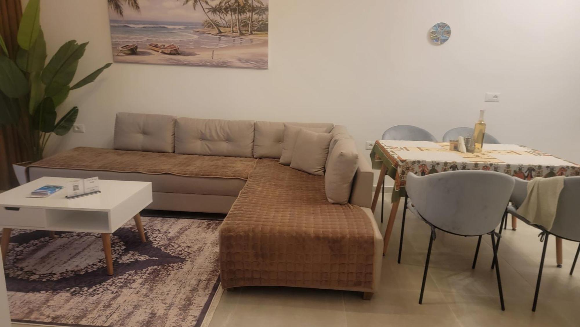 Apartment 2f Sarande